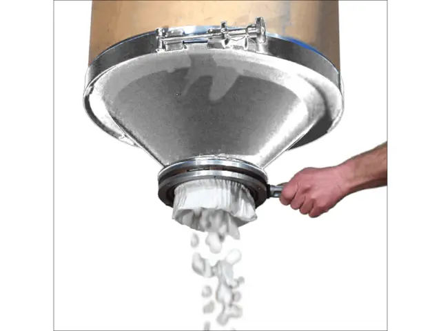45 Degree Bead Blast Stainless Steel Drum Cone with Valve Flange