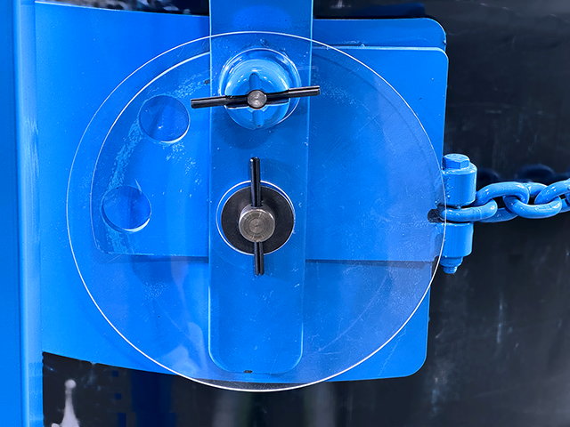 Tilt Lock with Polycarbonate Guard